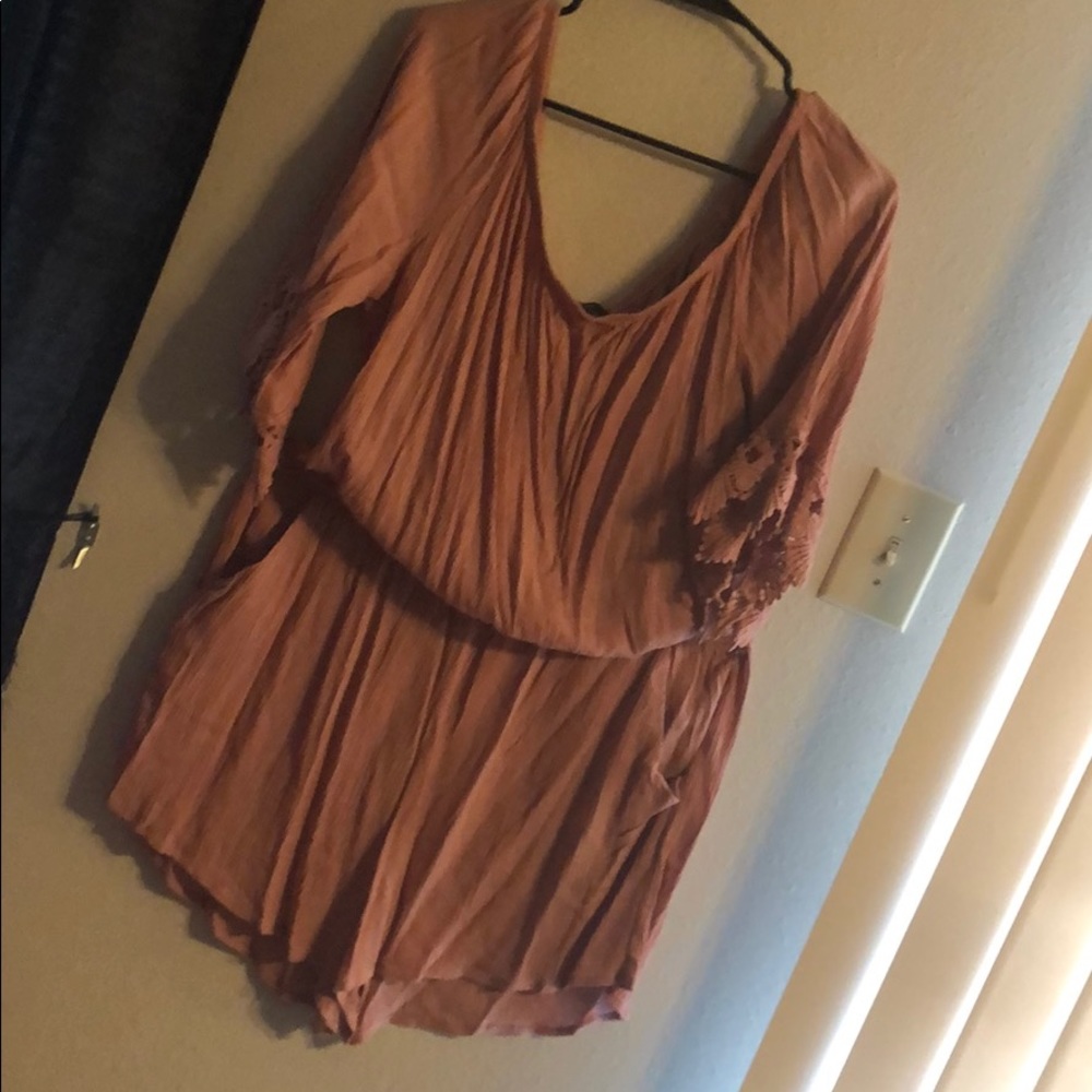 Rose colored Rumper - Picture 3 of 4